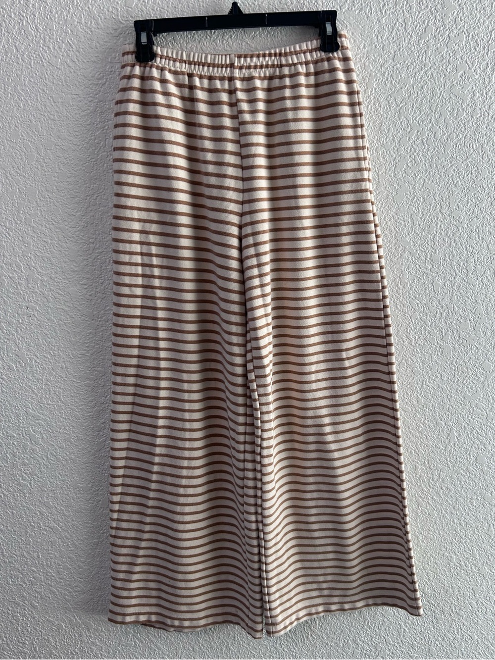 Blu Pepper Striped Wide Leg Lounge Pants Neutral Tan Cream Pull-On Size L